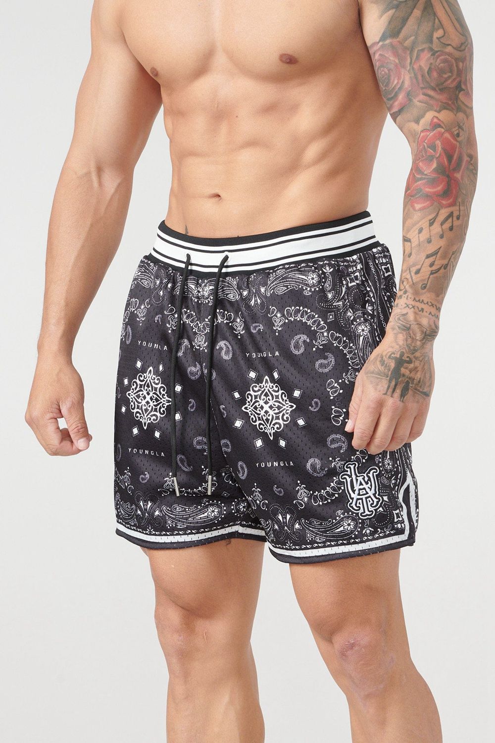 Young LA 132 Infamous Bandana Shorts Zwart | EXPDG1045