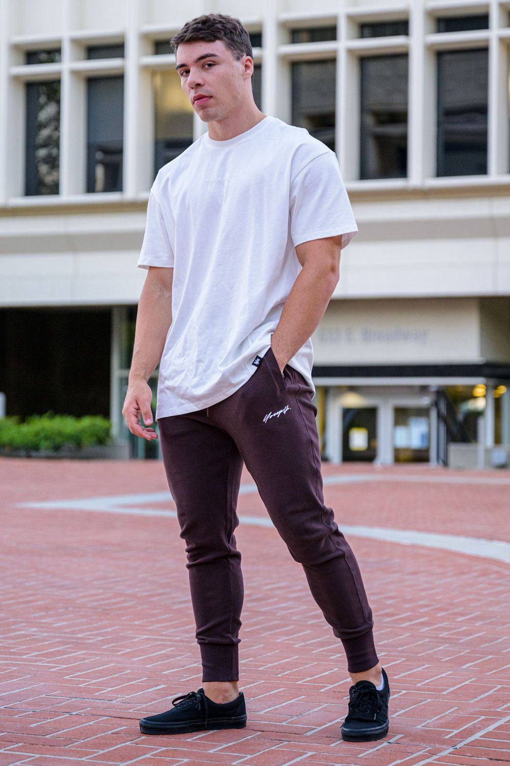 Young LA 228 Cloud Joggers Bruin | ROUBY0297