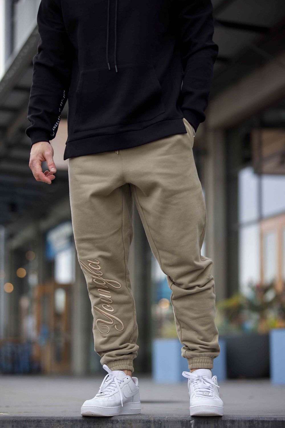 Young LA 245 Autograph Joggers Beige | ICEGH0249