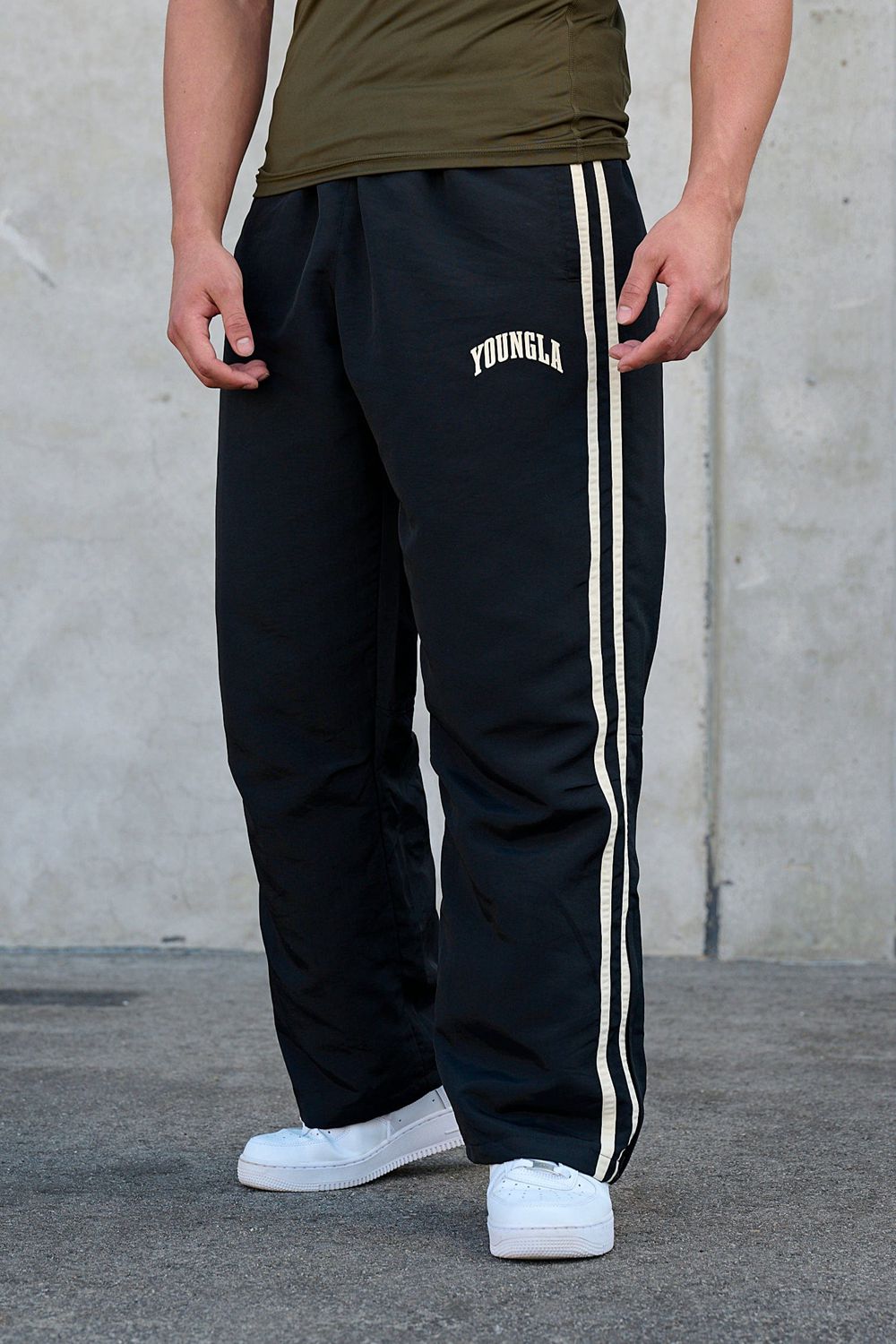 Young LA 249 - Flagship Track Pants Zwart | GAXHO6925