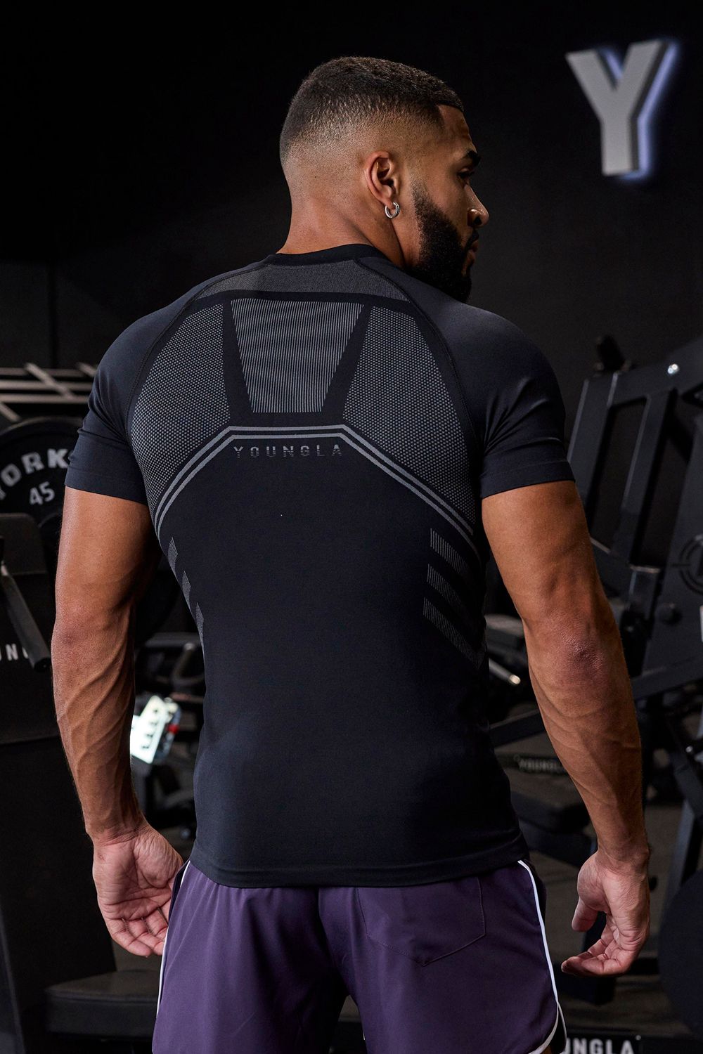 Young LA 425 - Iron Compression Tees Zwart | HMSVU7902