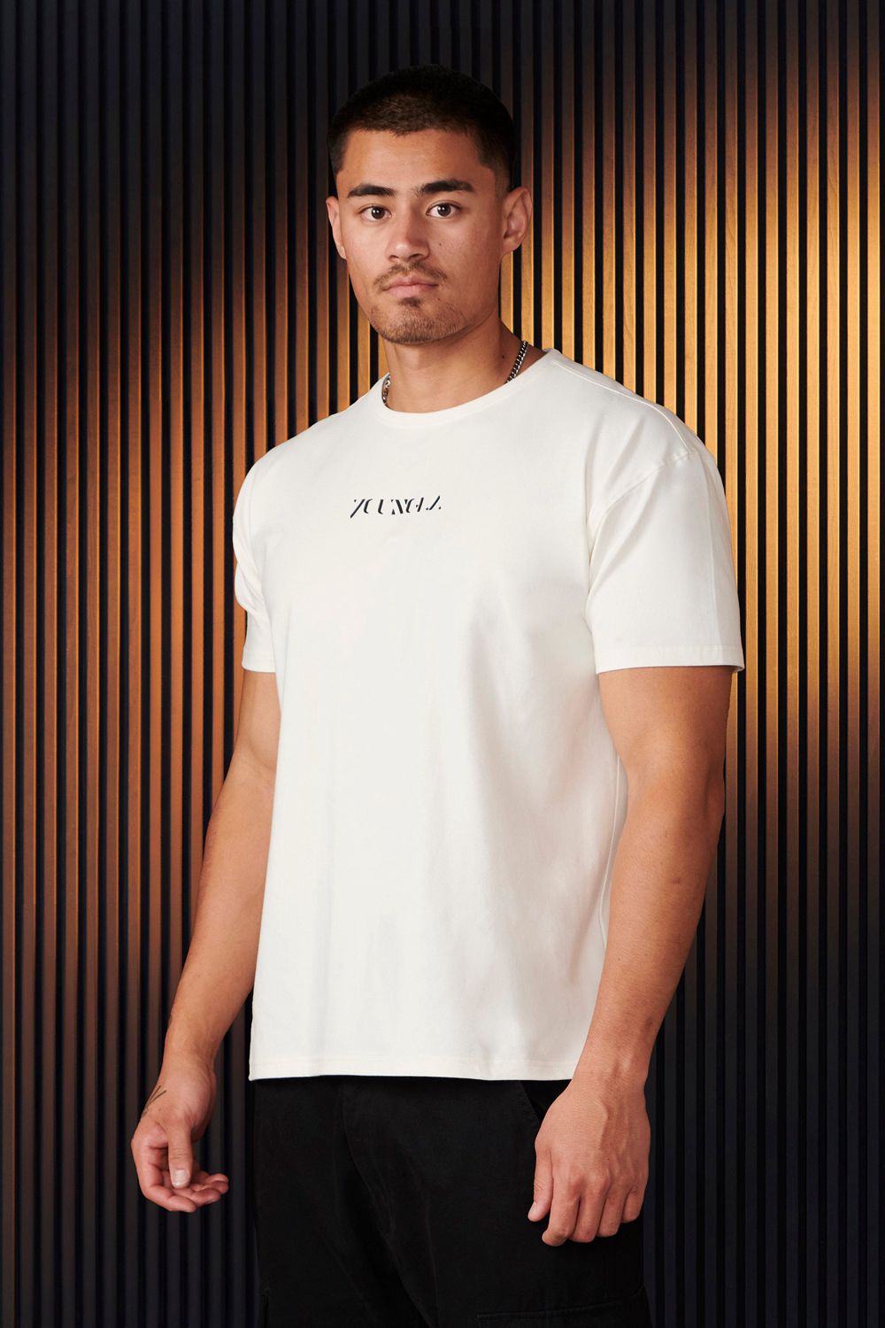 Young LA 470 - Abstract Tees Room | LXFZV1320