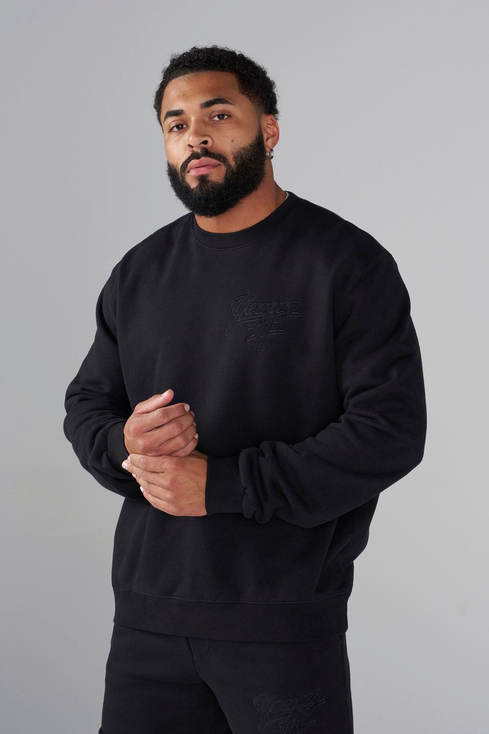 Young LA 5092 - Effortless Sets - Crewnecks Zwart | SONHG6120