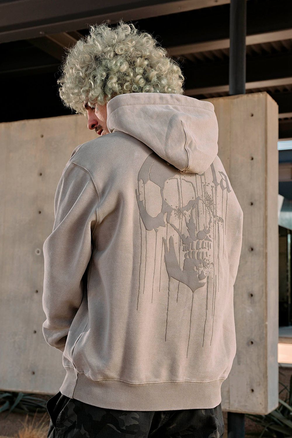 Young LA 551 - Drippy Skull Hoodie Beige | PRIVE7698