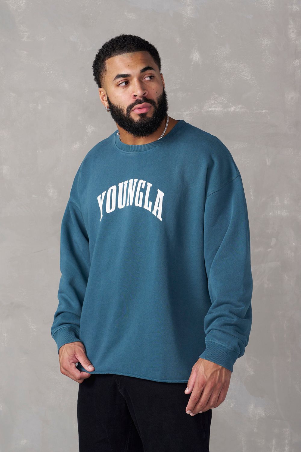 Young LA 826 - Uni Crewneck Blauw | IVARK3206