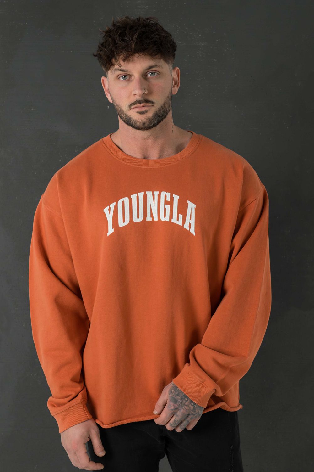 Young LA 826 - Uni Crewneck Oranje | LZCRJ1490