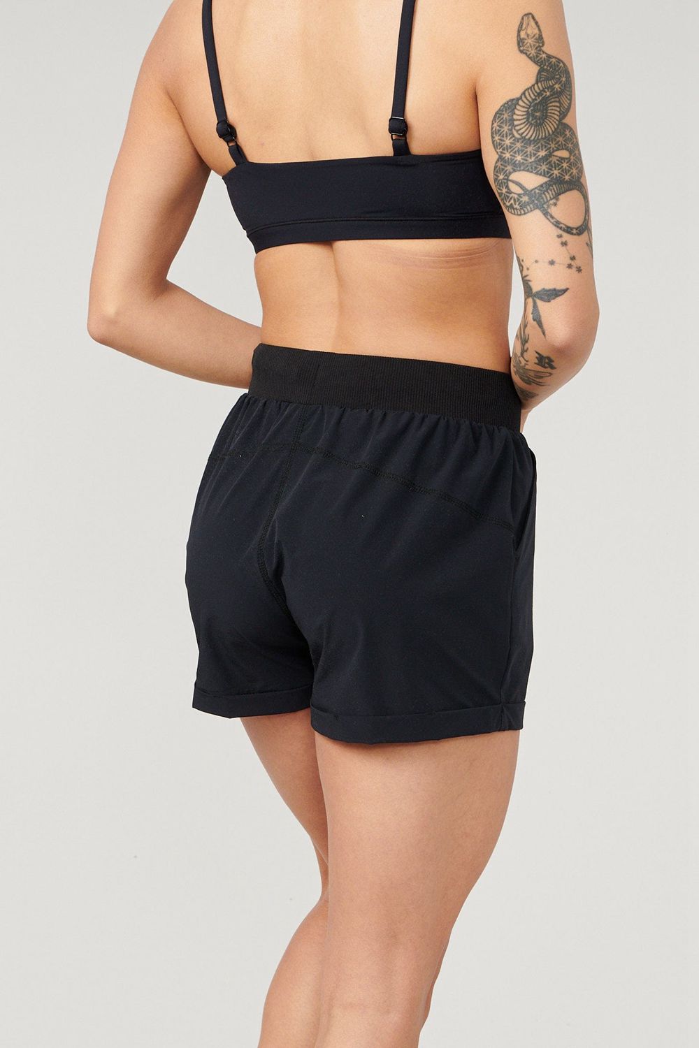 Young LA W104 Velocity Running Shorts Zwart | HXEWL5924