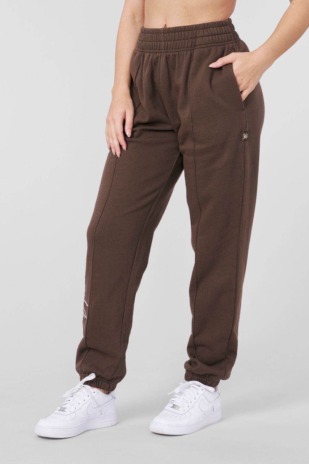 Young LA W202 - Script Joggers Donkerbruin | QOIWV4367