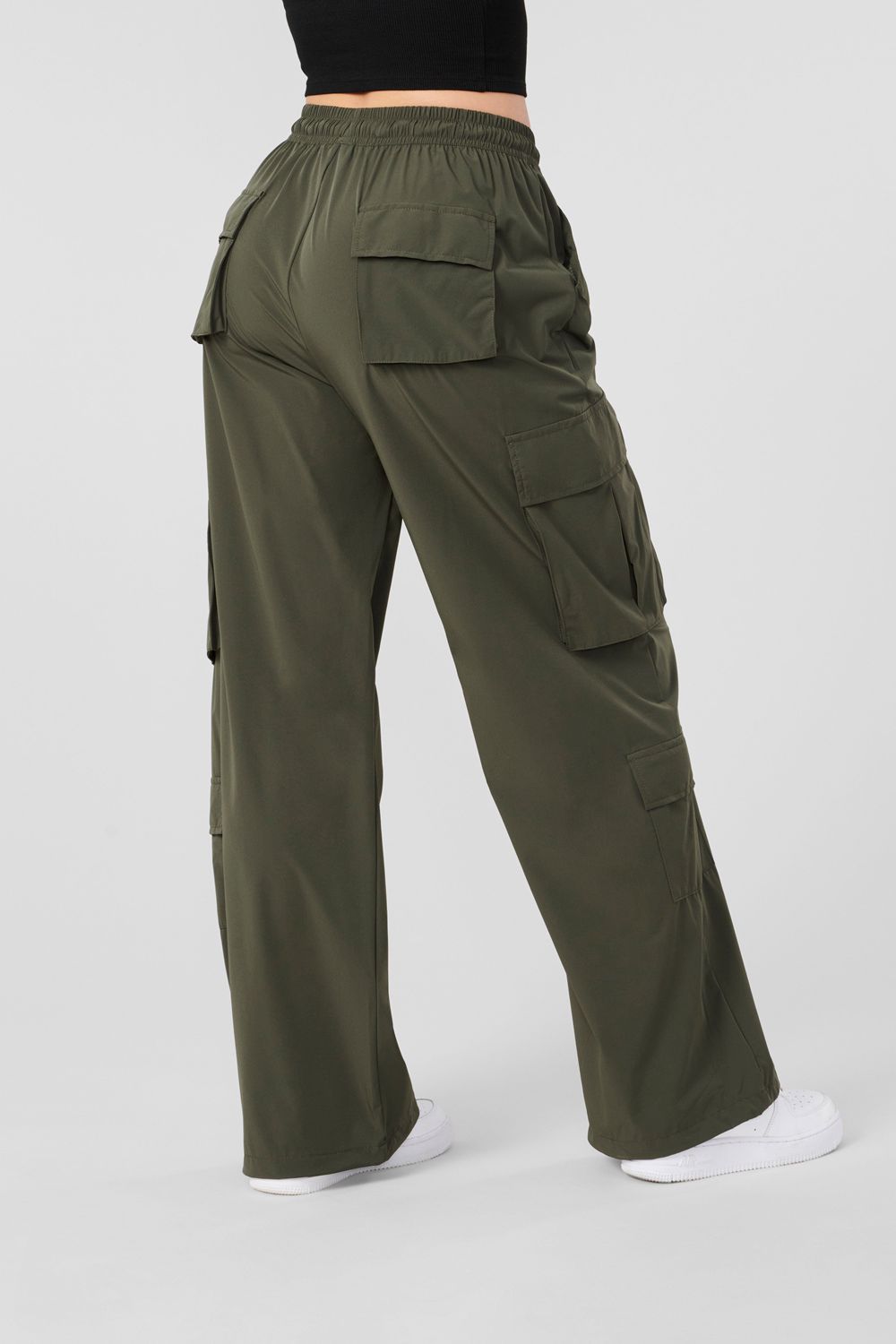 Young LA W219 Travel Cargo Joggers Olijfgroen | IEZNK3569