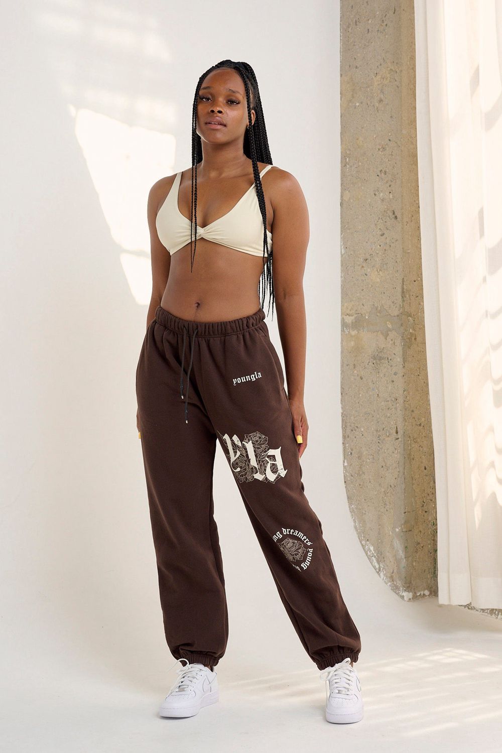 Young LA W224 Rose Joggers Donkerbruin | ERNVZ0468