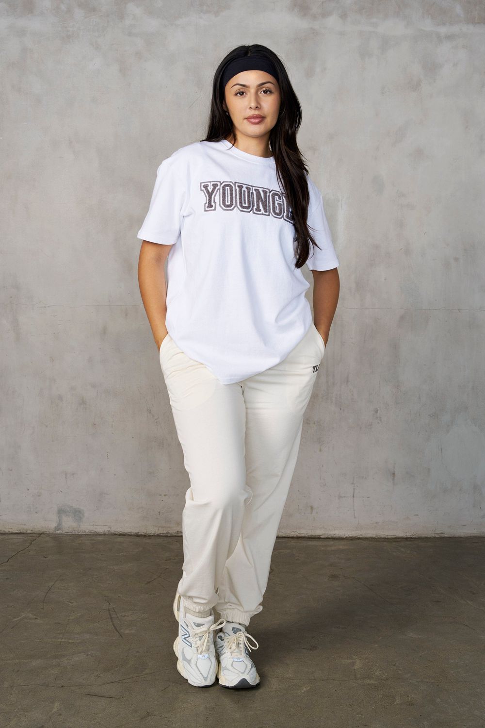 Young LA W422 Varsity Pump Tees Wit | OJEPM6293