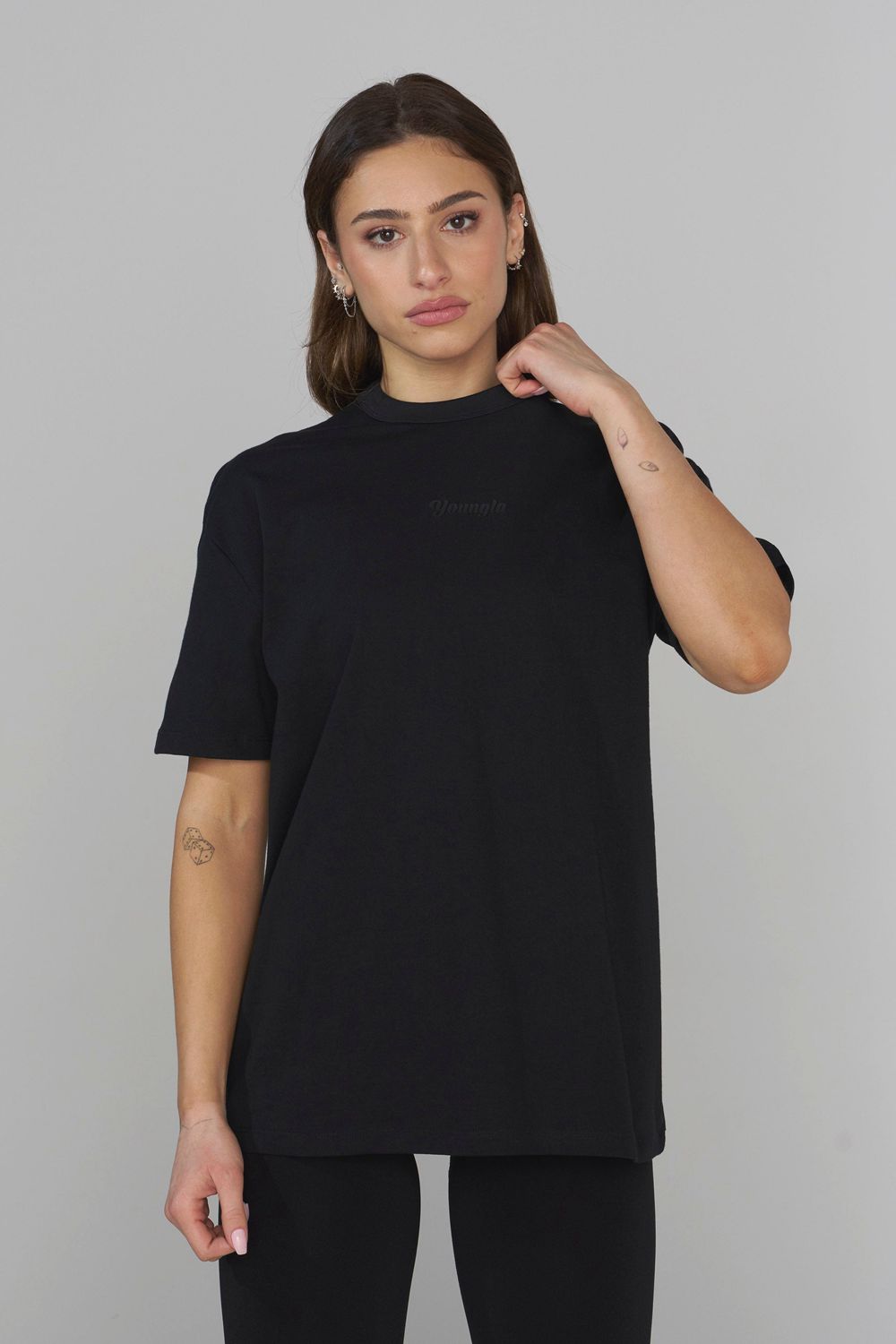 Young LA W443 Simple Tee Zwart | NDEWT2486