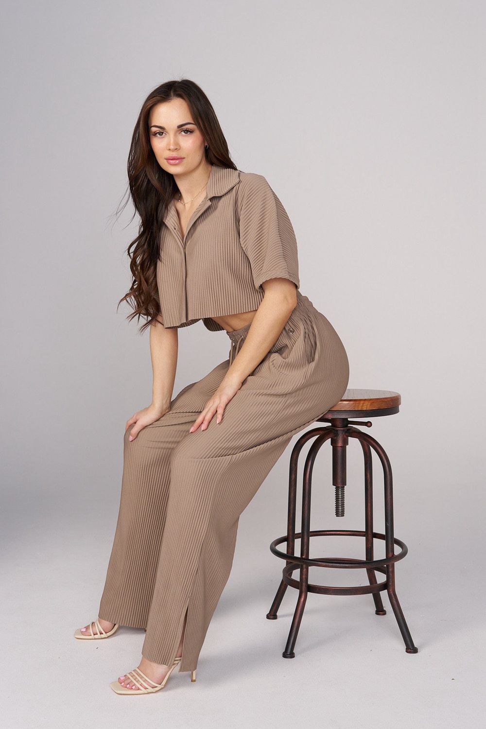 Young LA W444 Aria Pleated Top Khaki | RUTEV8401