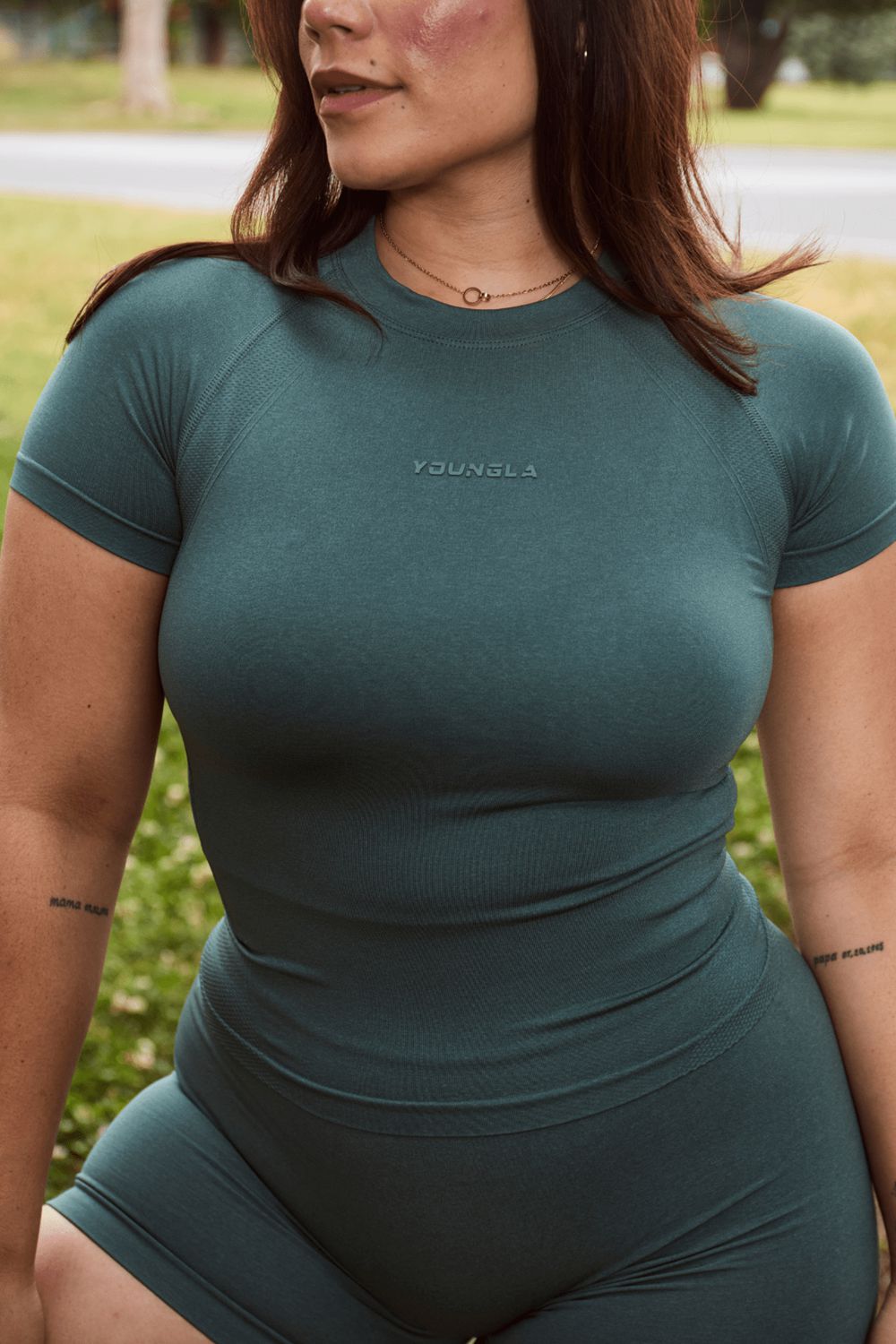 Young LA W446 Seamless Curve Compression Tee Teal | HBAPO2759