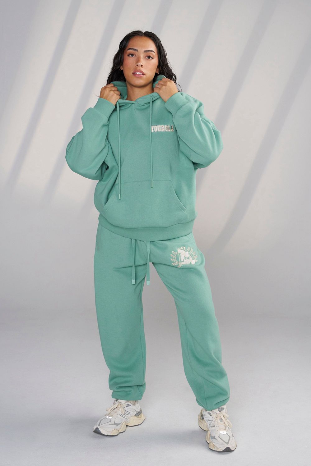 Young LA W524 - Teddy Hoodie Teal | VNHBY5387