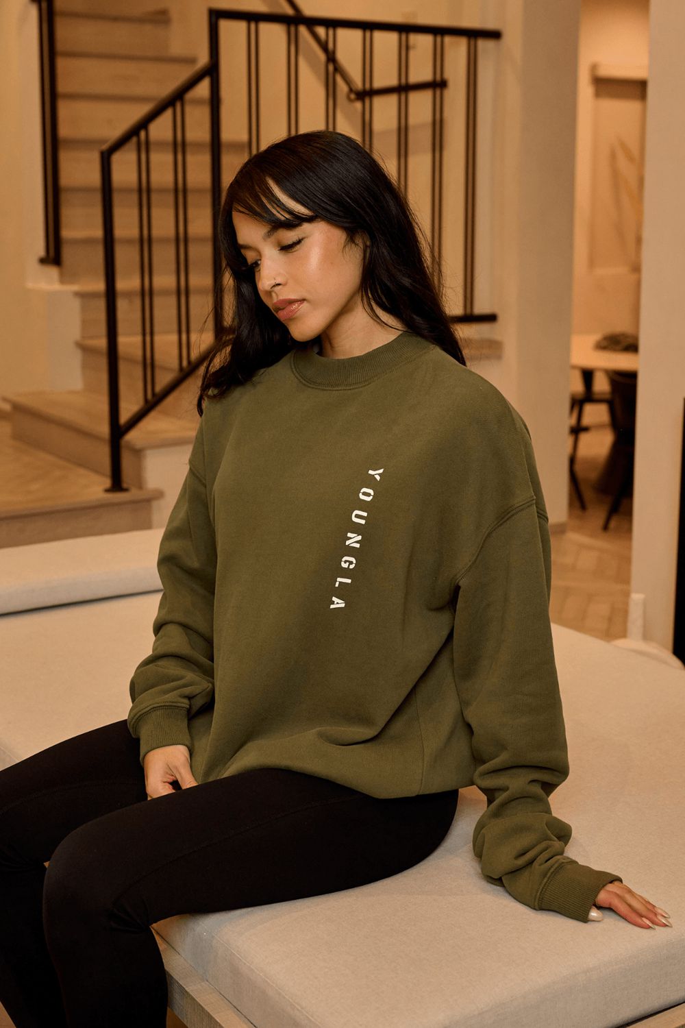 Young LA W539 Eternal Crewneck Olijfgroen | TADJL9652